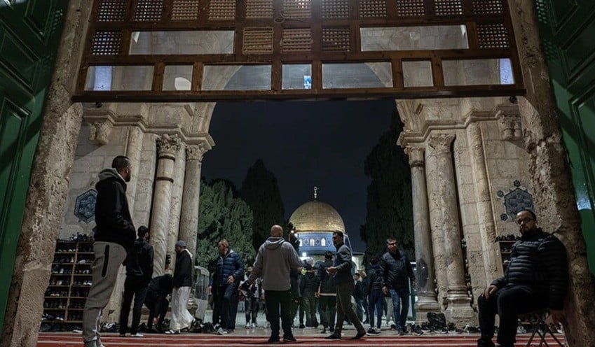 Mescid-i Aksa açıldı ama tehlike sürüyor!
