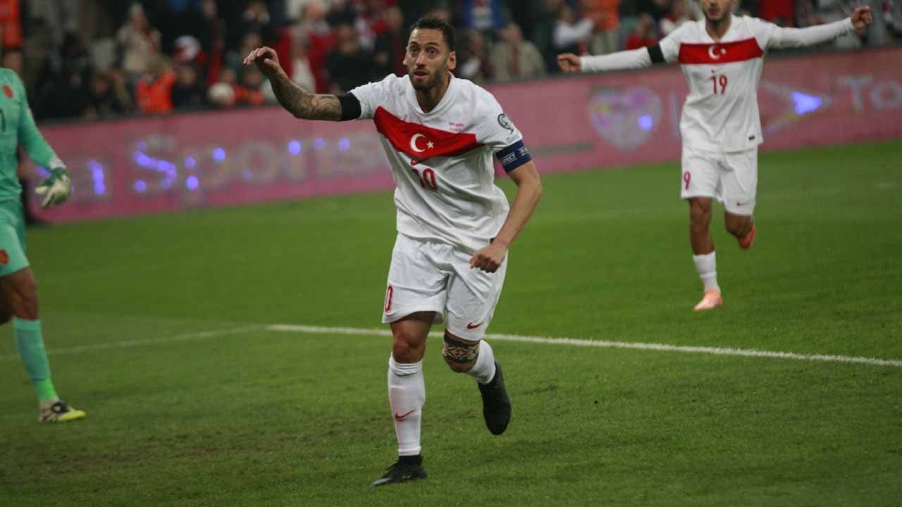 Milli takımda şok gelişme! Hakan Çalhanoğlu İspanya maçında yok