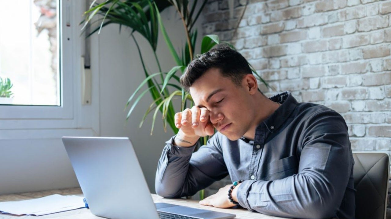 Modern yaşamın yeni sorunu! Başınız bu yüzden ağrıyor olabilir