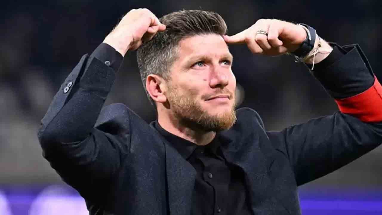 Monaco’da hoca pahalıya patladı: Diploma yok, maç başı 25 bin avro