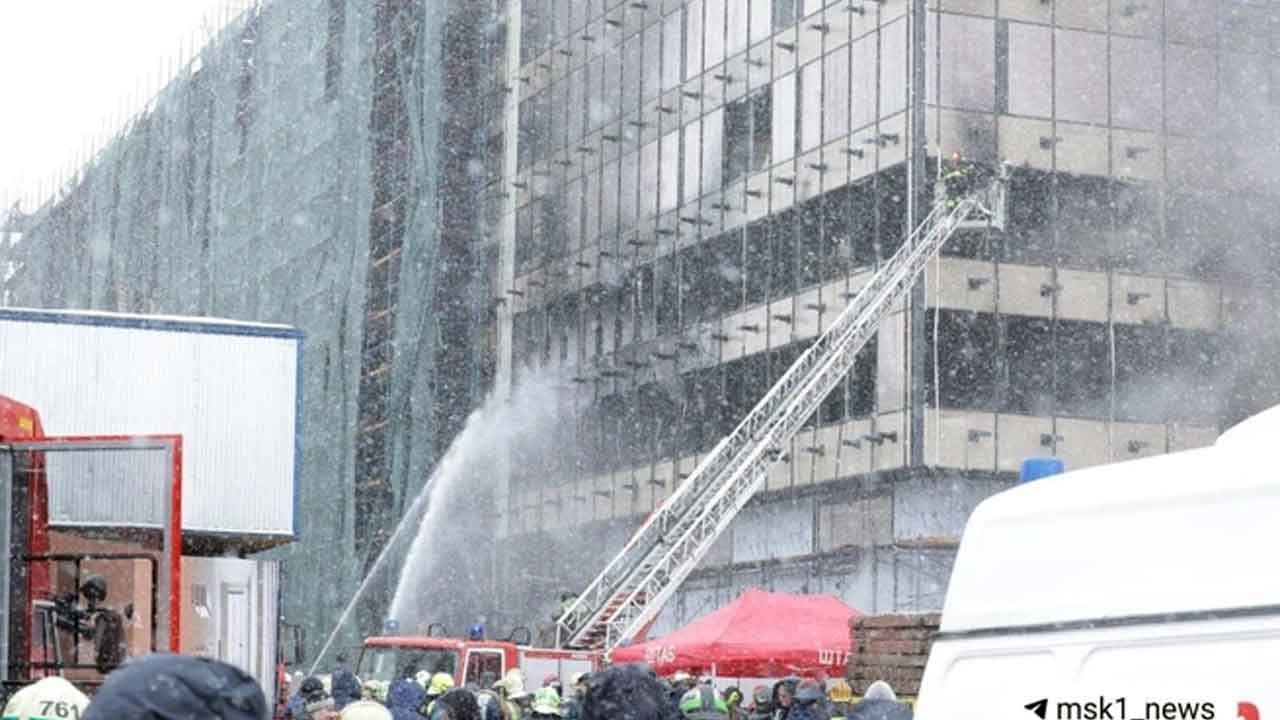 Moskova'da inşaat faciası! Şantiye yangını 8 can aldı!