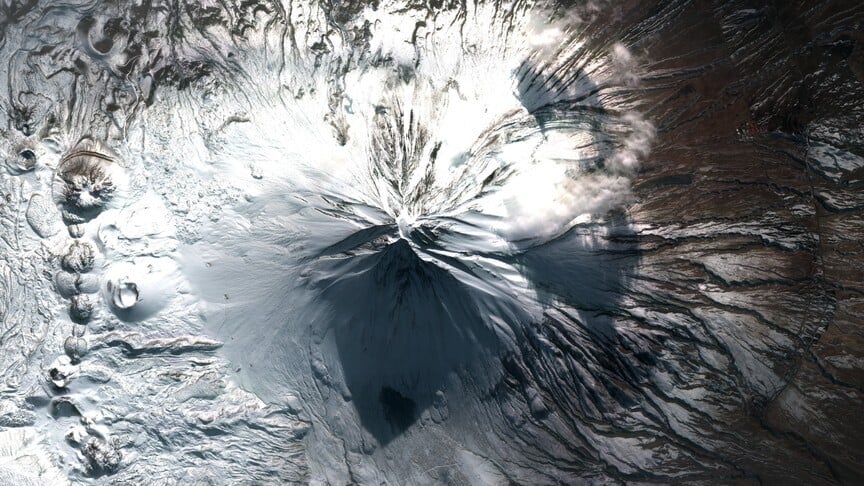 MSB paylaştı! Türkiye’nin zirve noktası Göktürk-2B uydusuyla çekildi