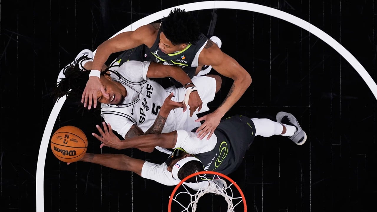 NBA’de bu maç konuşuluyor! Tarihinin en ağır play-off yenilgisini yaşattı