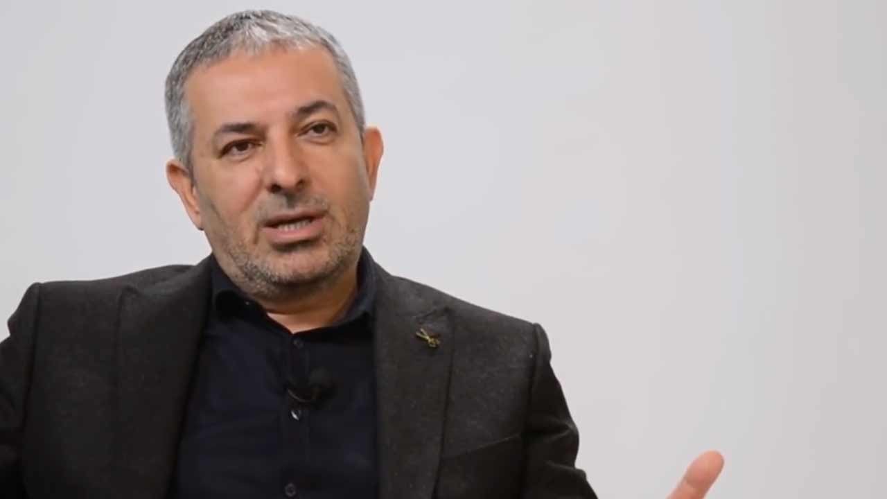 Ne dediğini o da bilmiyor! Erdoğan düşmanlığı Akif Beki’ye su kaynattırmış