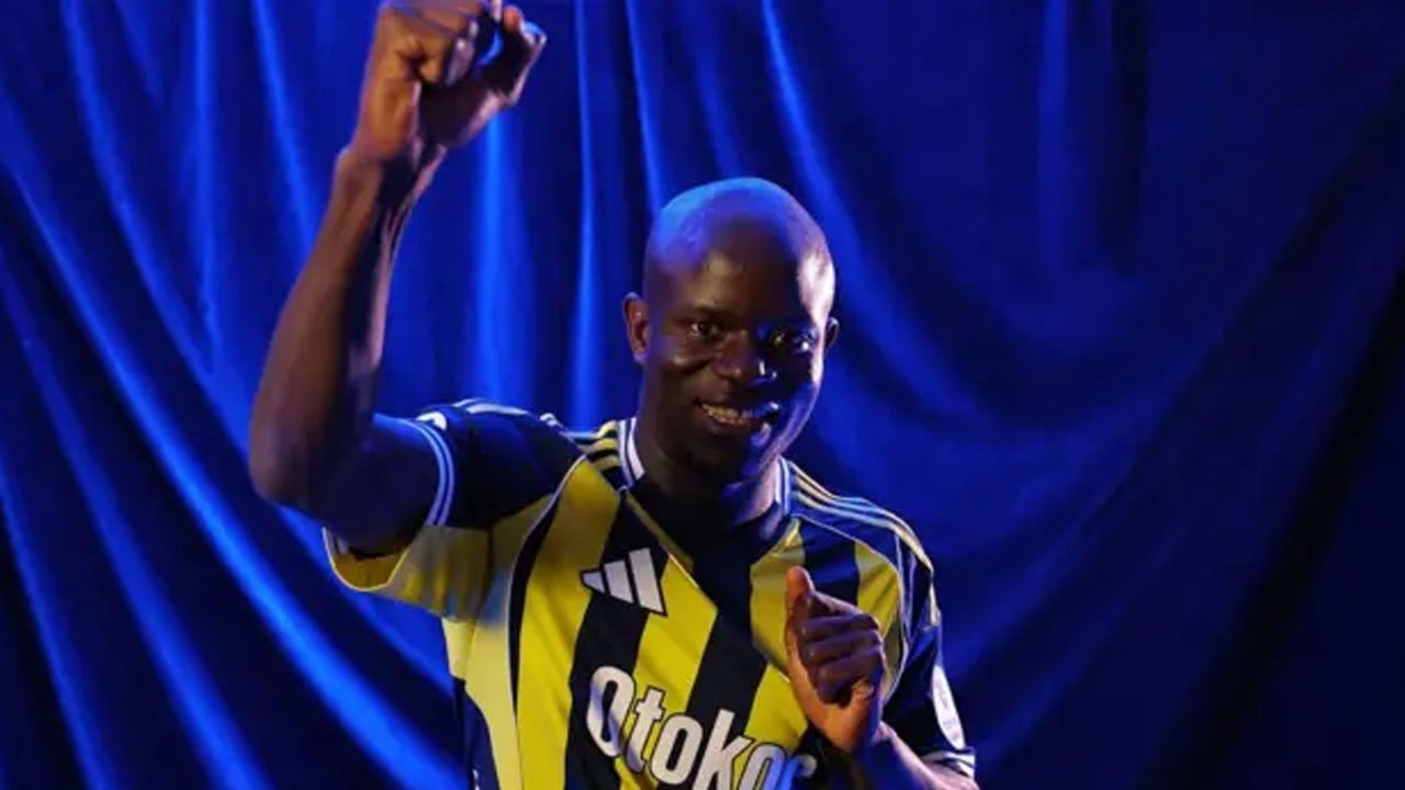 Ne yaptın sen Kante! Gelir gelmez yaptığı hareket alkış topladı