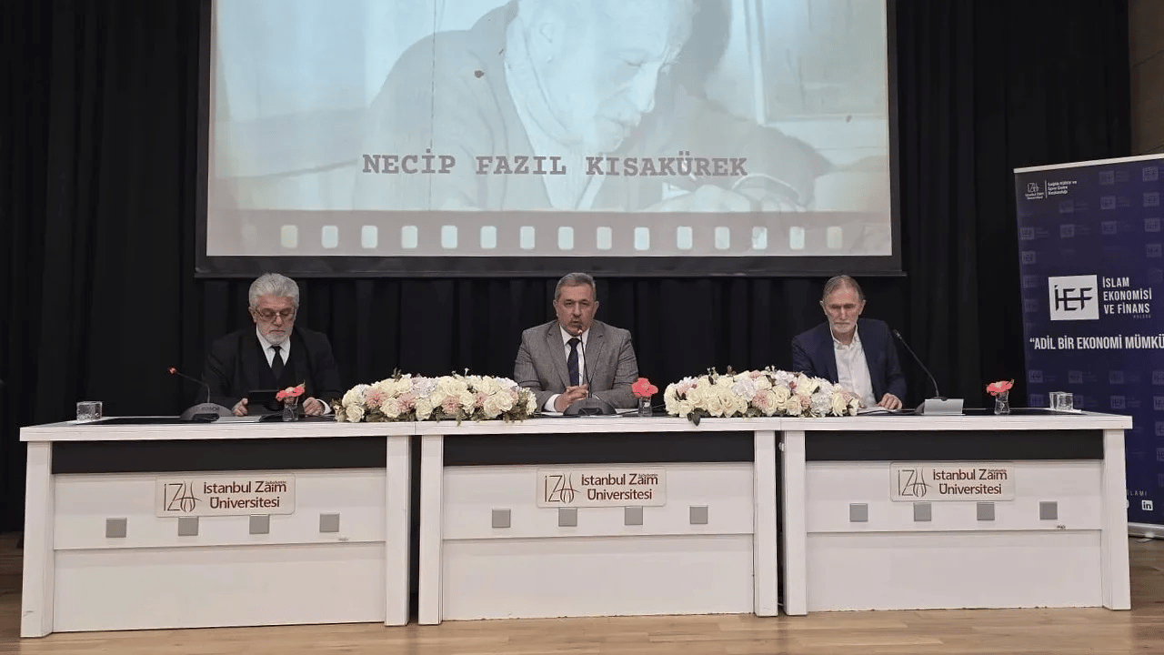 "Necip Fazıl ve Gençlik" programı İZÜ’de düzenlendi