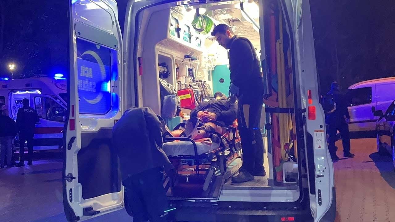 Nevşehir’de parkta bıçaklı kavga: 3 kişi yaralandı