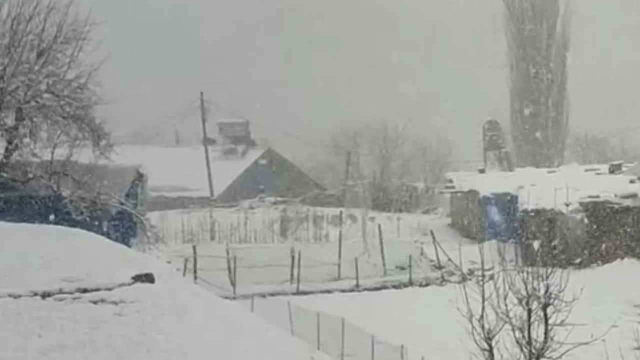 Nisanda kar sürprizi