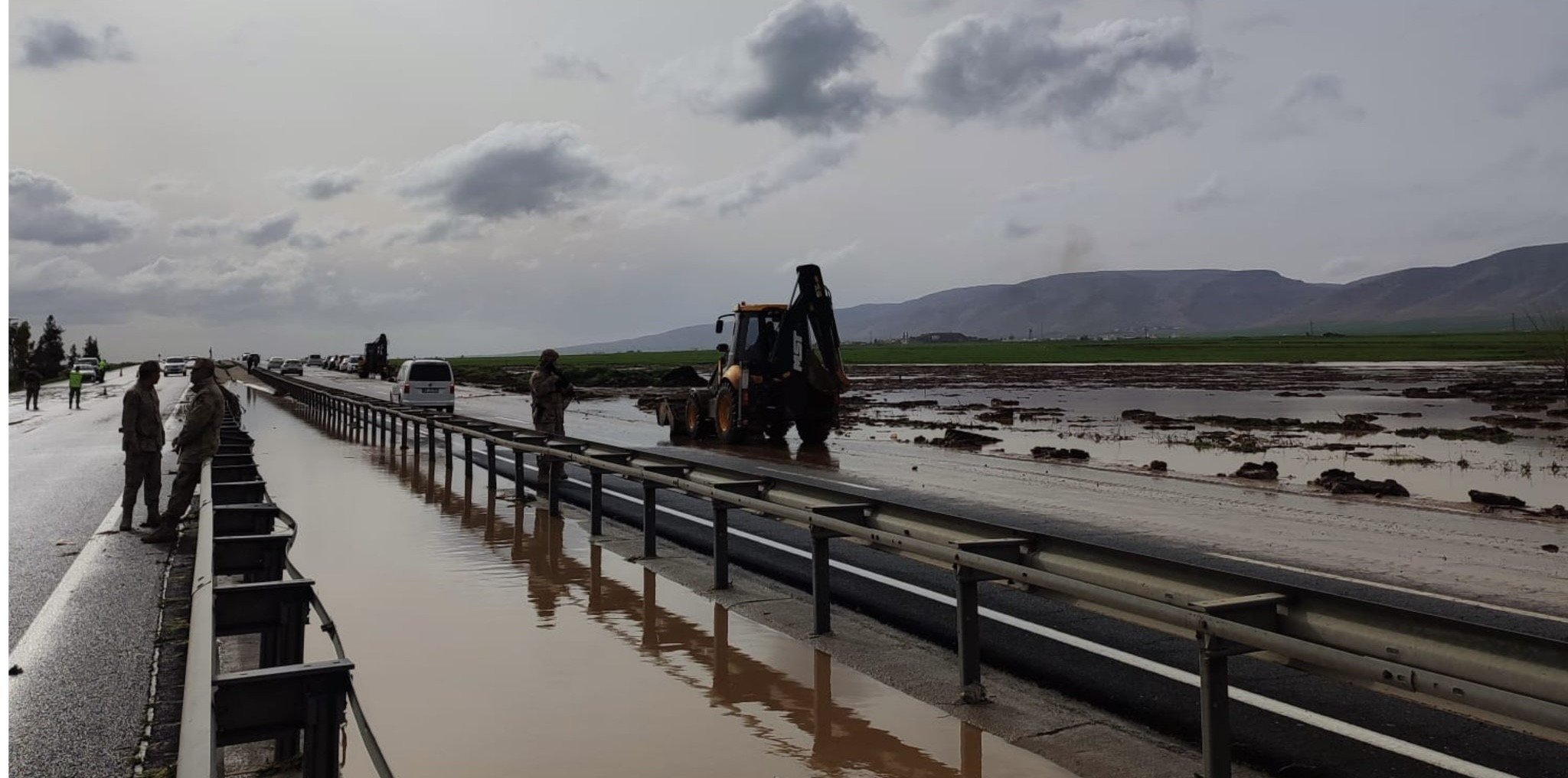 Nusaybin’de selin etkili olduğu bölgelerde inceleme yapıldı