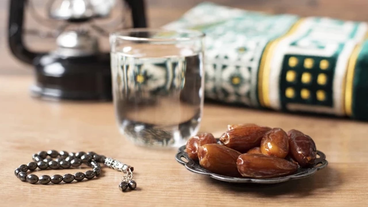 'Oruç beyni yeniliyor, zihni güçlendiriyor'