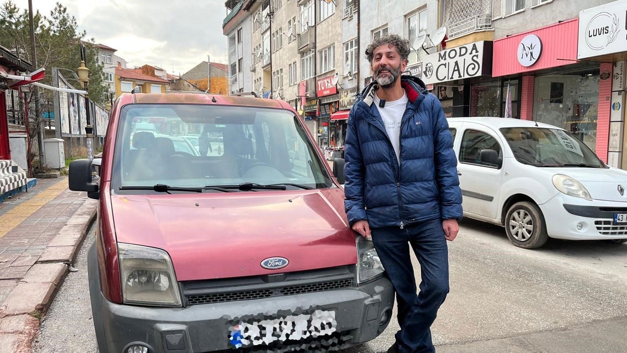 Otomobiliyle yola çıktı, kutsal topraklara ulaştı! 7 bin kilometrelik umre yolculuğu