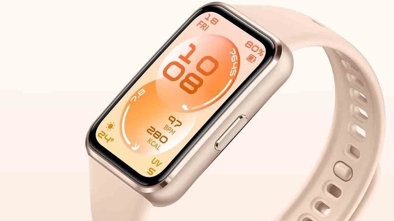 Özellikler arasında neler var neler: Yeni akıllı bileklik satışa çıktı