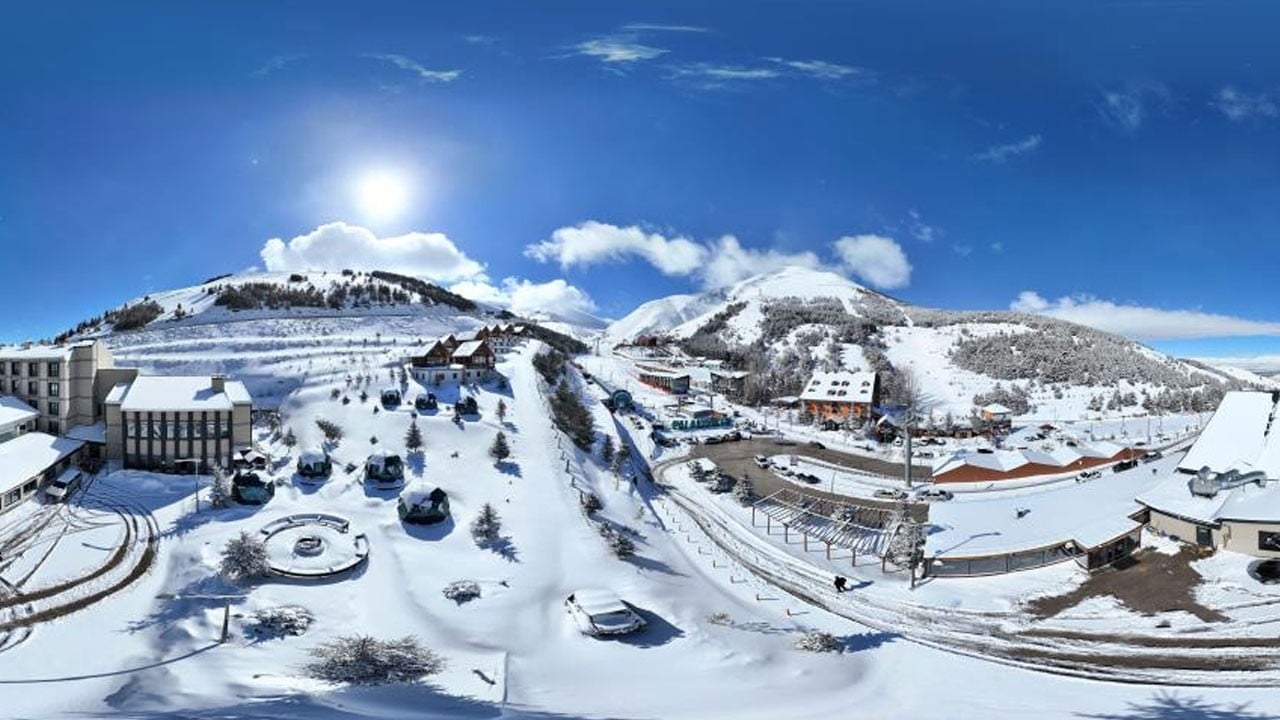 Palandöken Kayak Merkezi’nde kartpostallık görüntüler