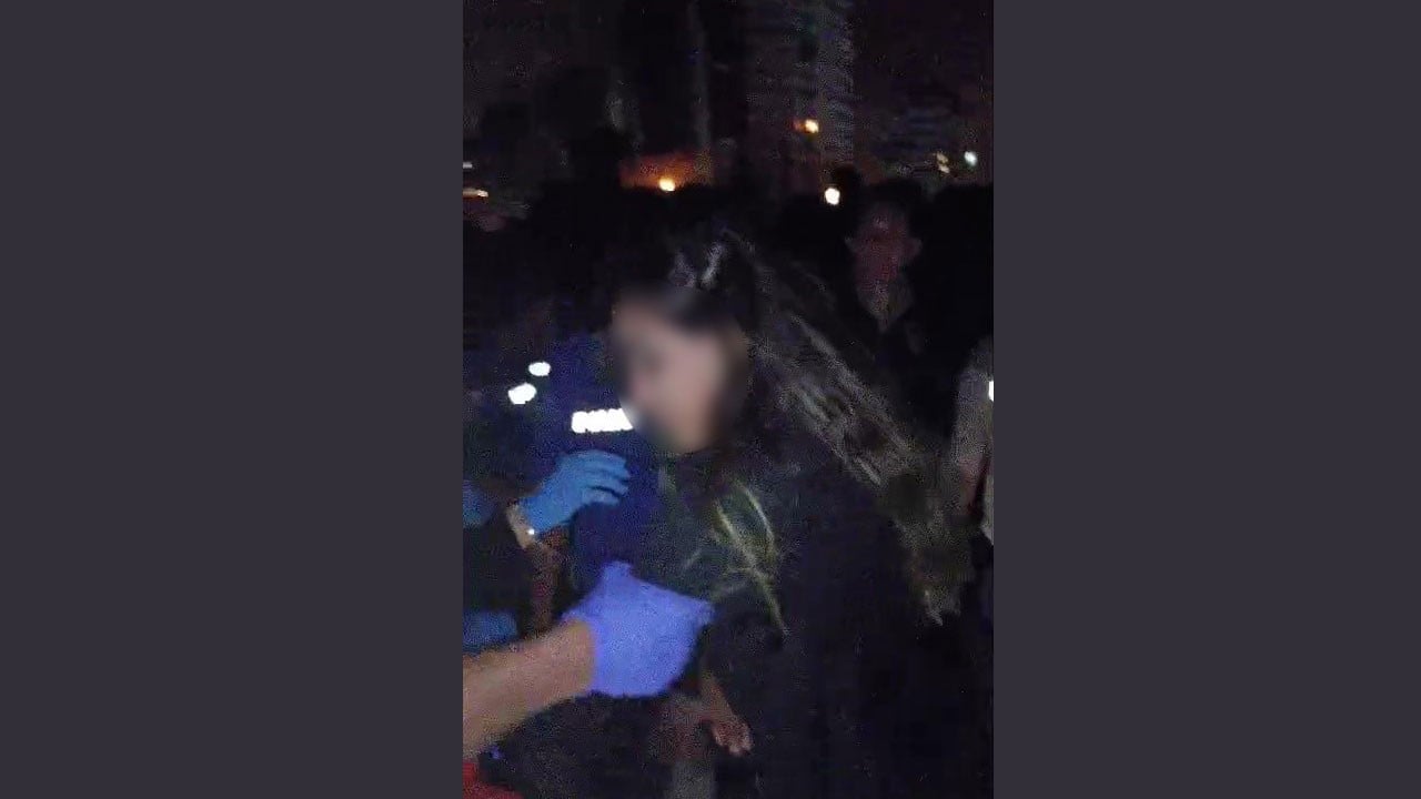 Patika alanda asılı kaldı! Kurtarılınca ekiplere böyle seslendi