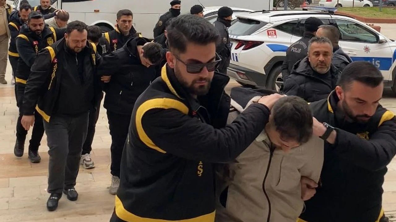 Pazarda Silahlı Kavga: 5 Şüpheli Tutuklandı