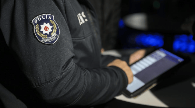 Pendik’te ‘yeni kanun’ tokadı: Araçtan inen magandaya 180 bin TL ceza