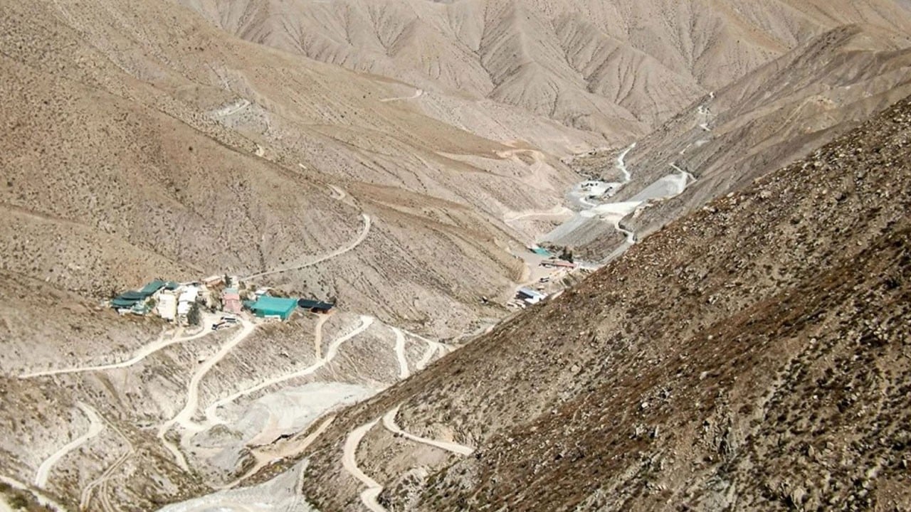 Peru’da kanlı saldırı! Altın madeninde dehşet