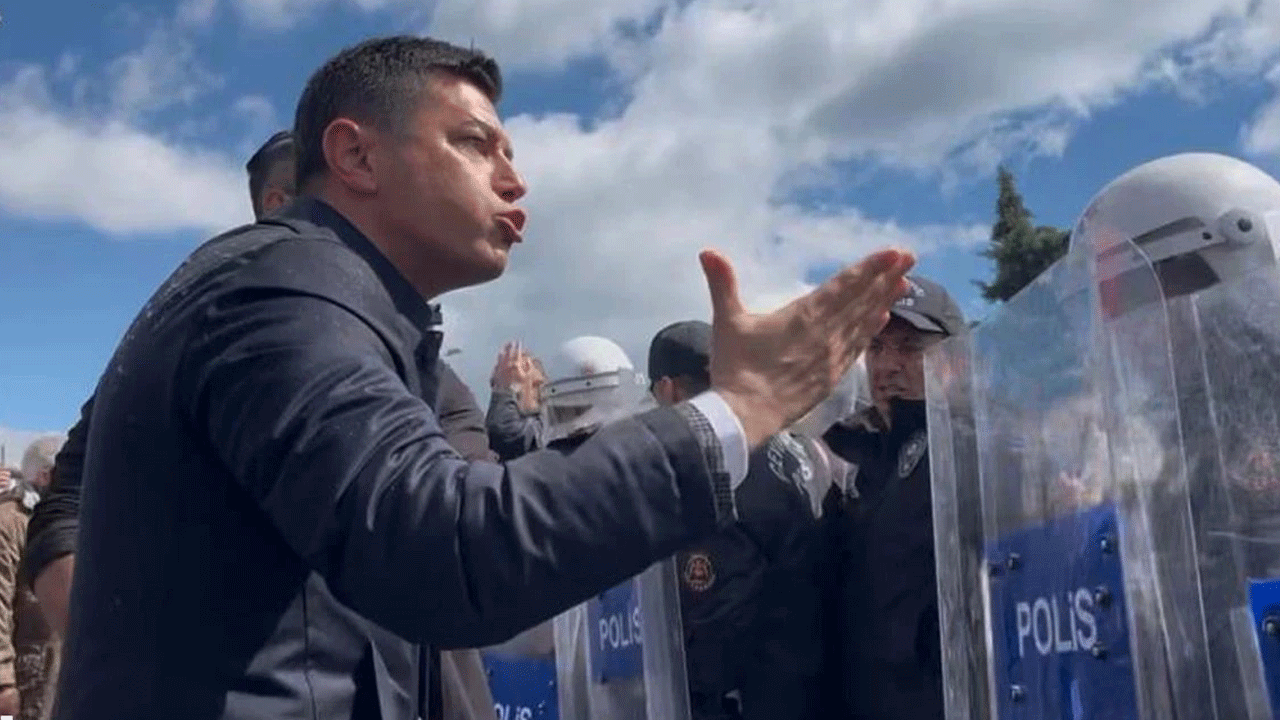 Polise saldırıp hakaret eden CHP'li Başkana 46 bin 600 lira para cezası