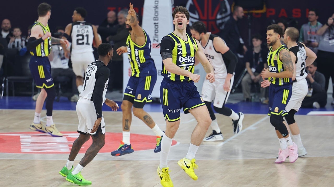 Pota derbisi Kanarya'nın! Şampiyon Fenerbahçe Beko