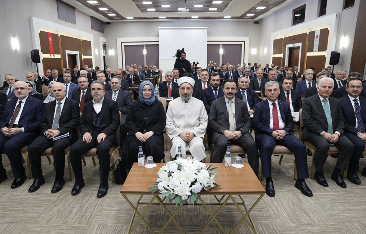 Prof. Dr. Safi Arpaguş, 45. İl Müftüleri İstişare Toplantısında konuştu: ‘Makamlar Rütbe Değil, Ağır Sorumluluktur’