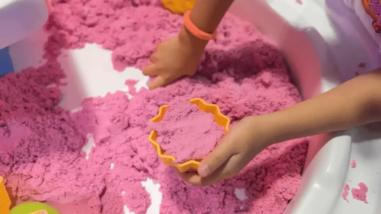 Renkli oyun kumlarında ölümcül asbest bulundu!