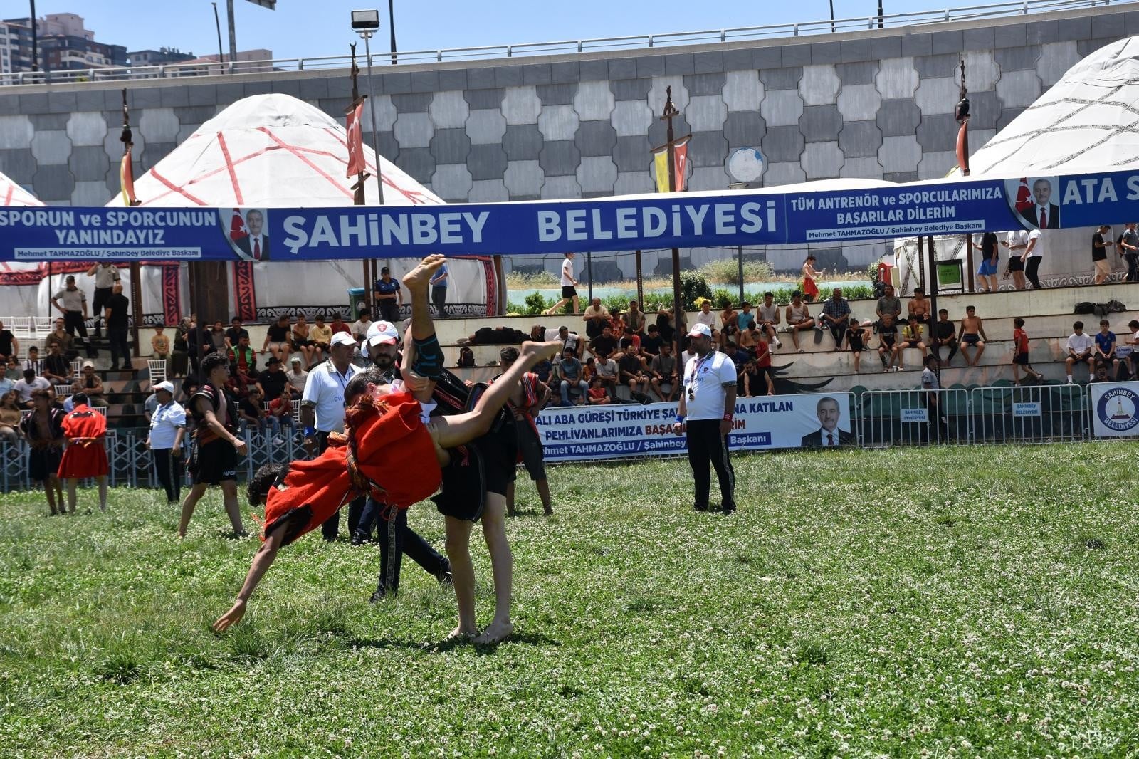 Şahinbey Belediyesi 600 güreşçiyi ağırladı