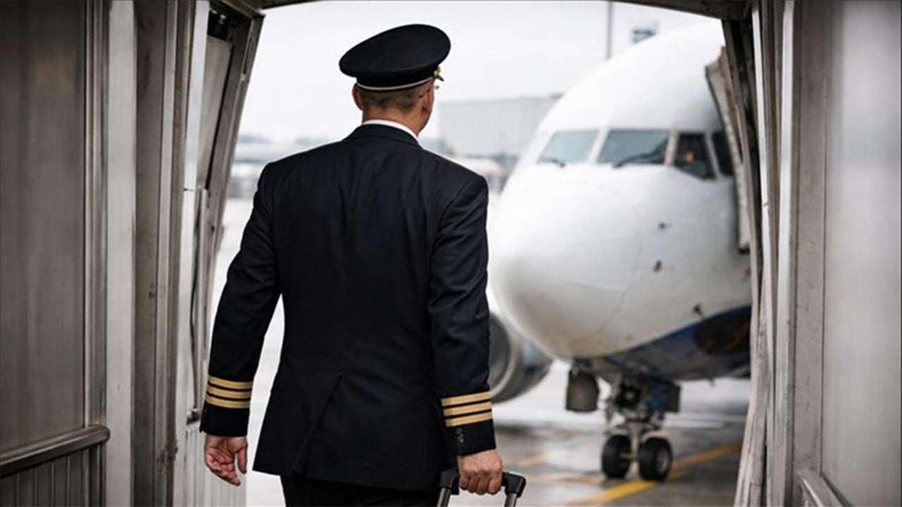 Sahte pilot 4 yıl boyunca bedava uçmuş!