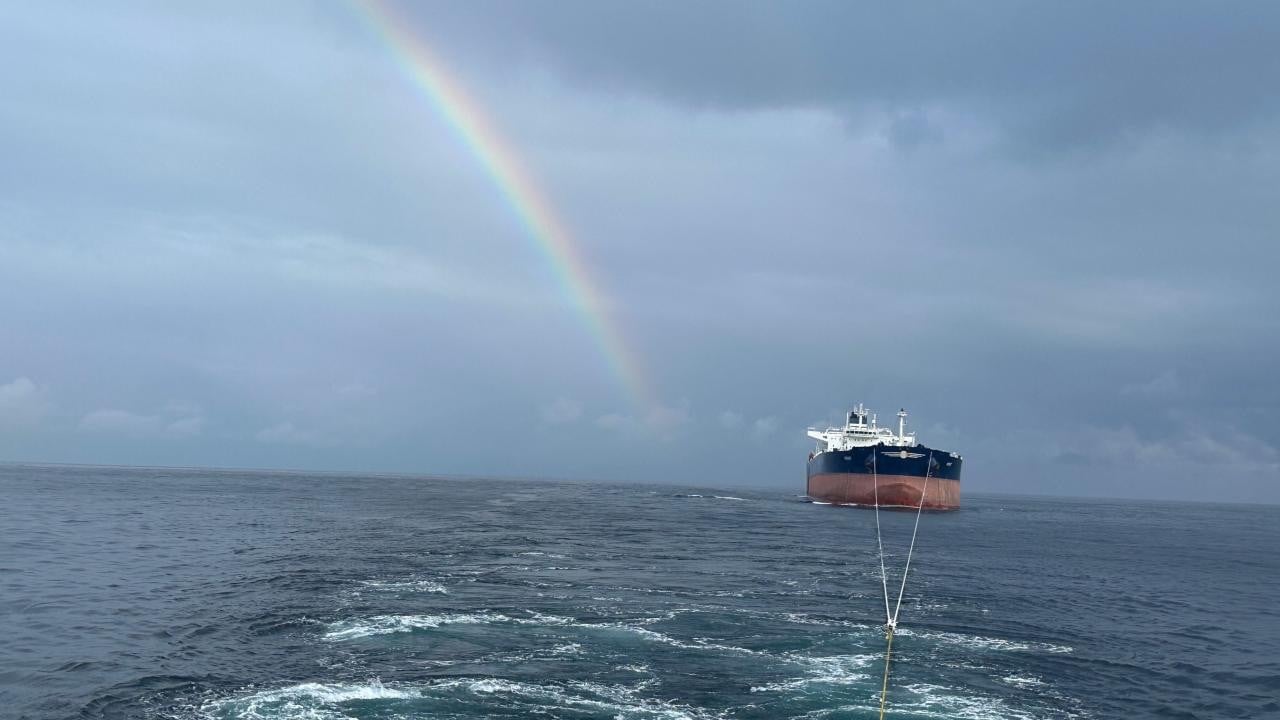Saldırıya uğrayan 'VIRAT' isimli gemi İstanbul açıklarına ulaştı