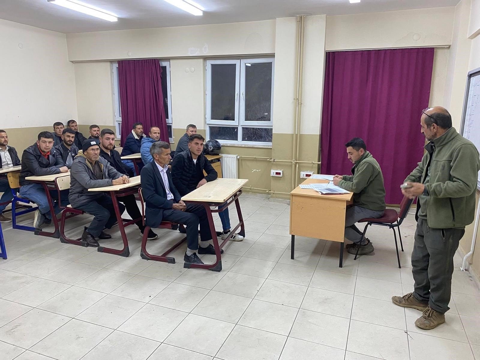 Sarıgöl’de Avcılık Kursu