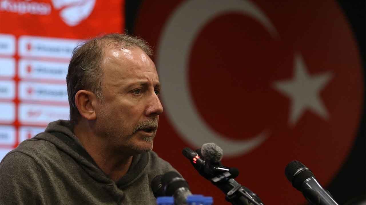 Sergen Yalçın'dan "Yavan" Teselli! Beşiktaş grupta lider ama taraftarın sabrı taşıyor