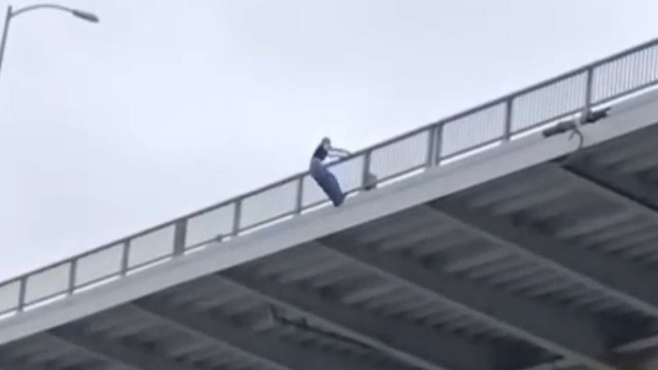 Sosyal medya fenomeniymiş! Osmangazi Köprüsü’nden atladı