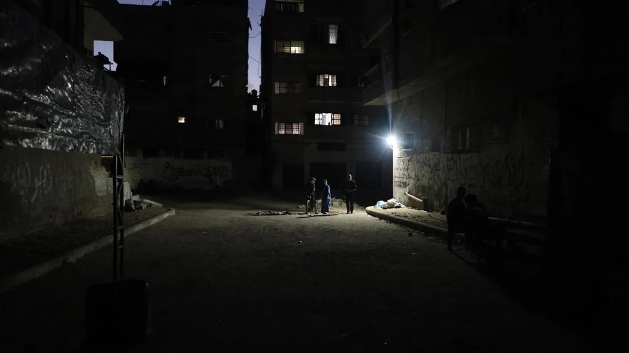 Tahran'ın bazı bölgelerinde elektrik kesildi