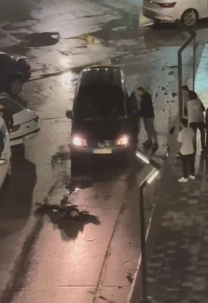 Tartıştığı 2 kişi tarafından tabancayla vurularak öldürüldü