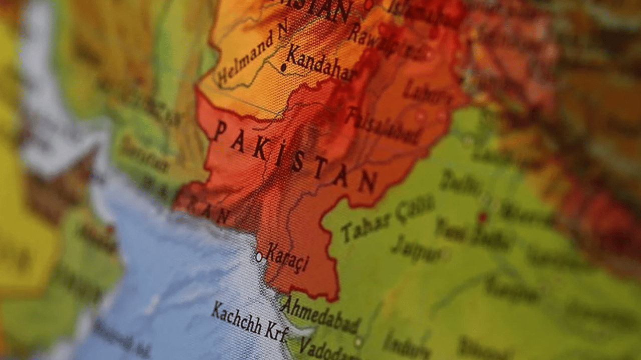 Tekrar bombalamaya başladı! Pakistan saldırısında iki Afgan çocuk şehit oldu!