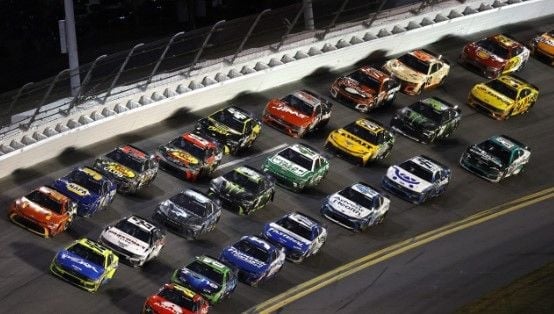 Tekstil dünyasında büyük iflas! 35 yıllık giyim devi kepenk indirdi