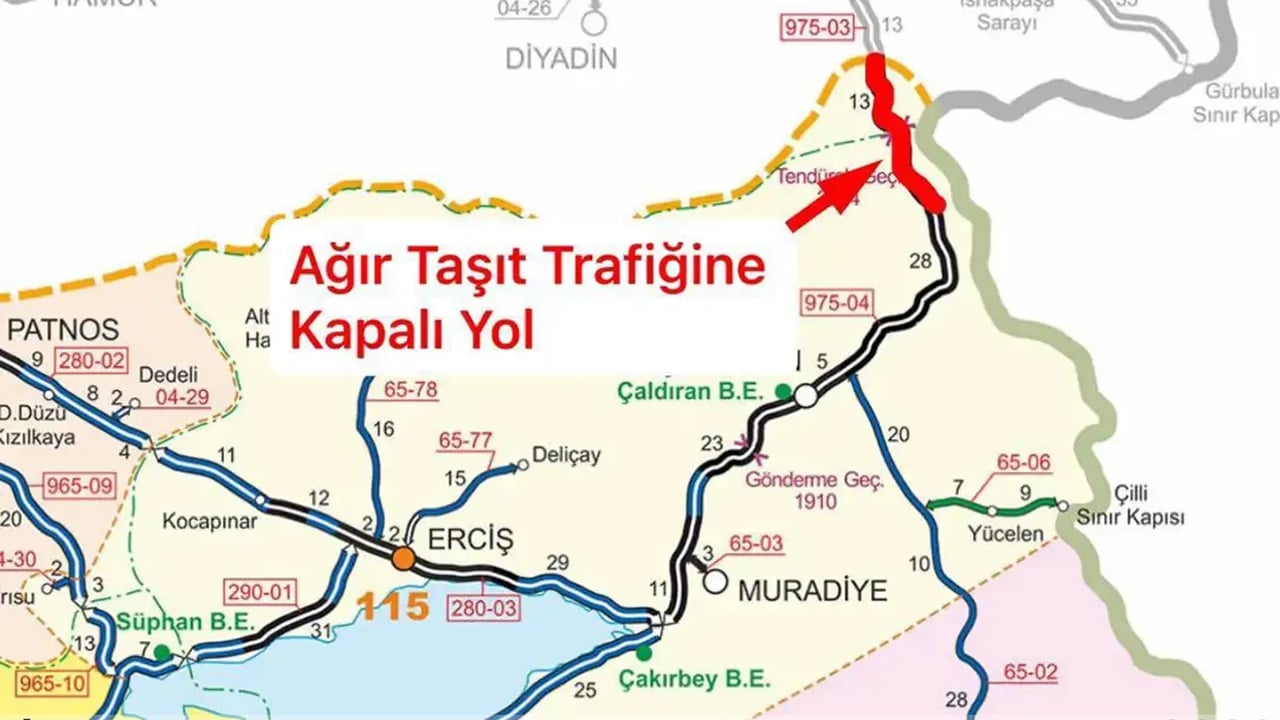 Tendürek Geçidi’nde ulaşım durdu