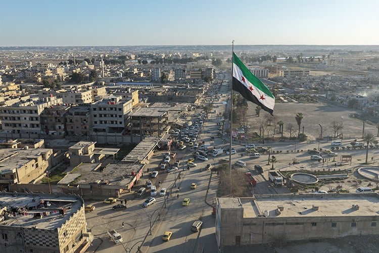 Terör örgütü YPG’den temizlenmişti! Rakka’da yerel seçim yapıldı