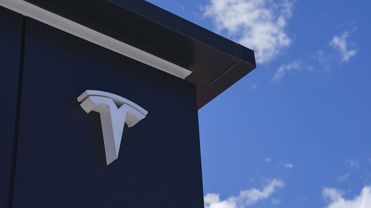 Tesla’da yeni kriz! 13 bin araç geri çağrılıyor