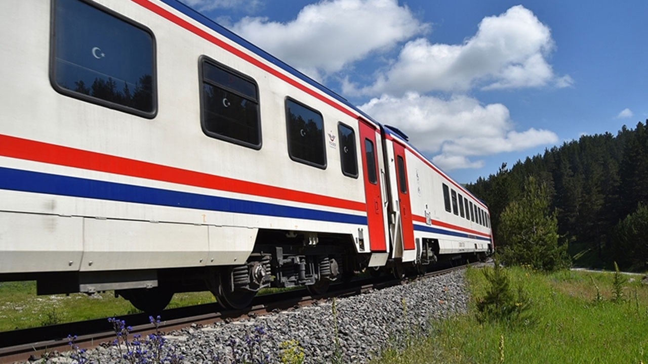 Tren yolculuğunda yeni dönem! İstanbul-Sofya Ekspresi biletleri artık internetten satılıyor