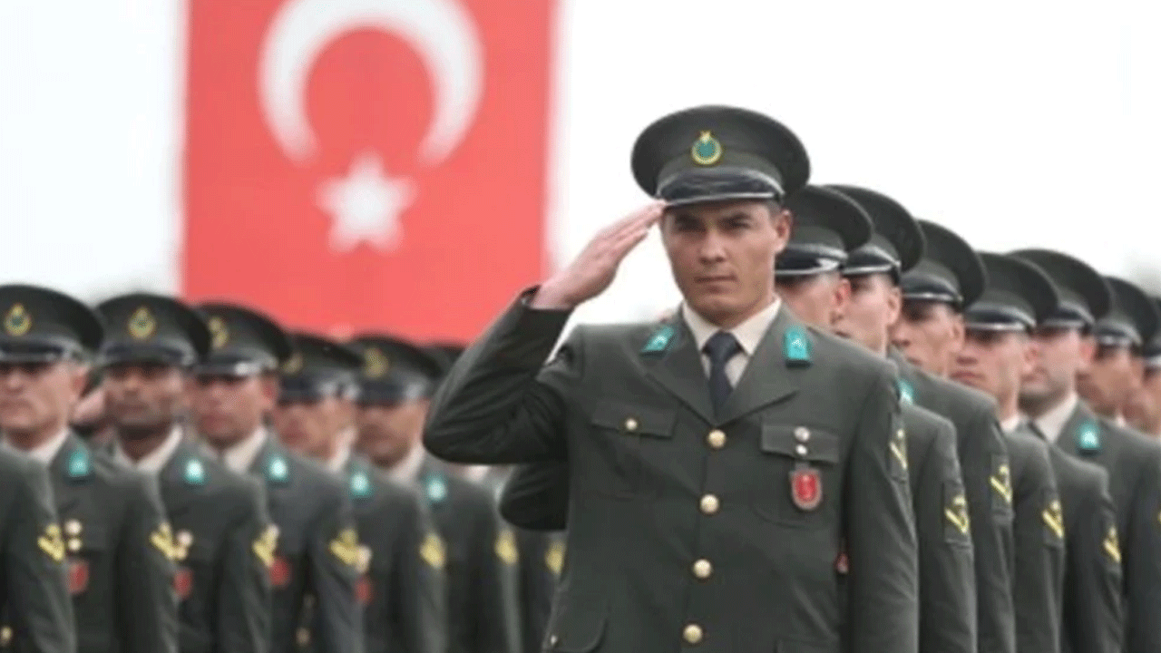 TSK'da subay olmak isteyenlere yeni fırsat! Başvuru süresi uzatıldı