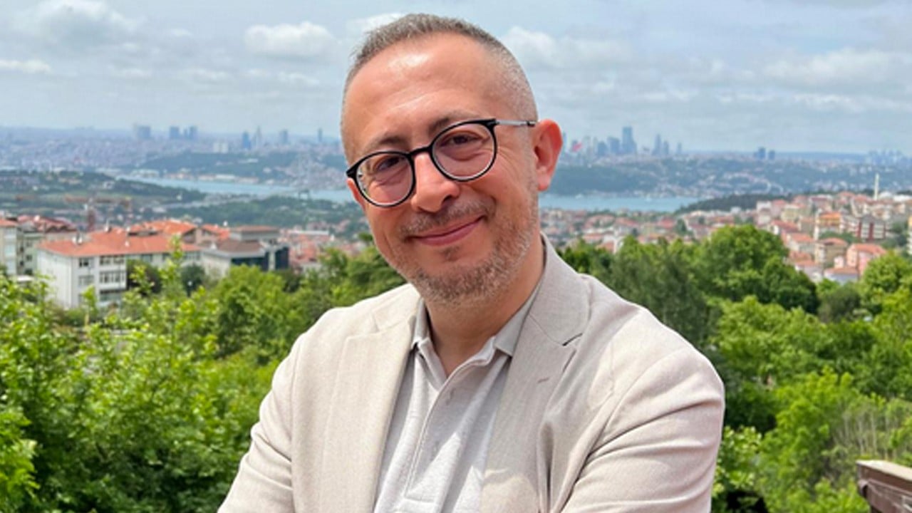 Türk Dizileri Toplumu Kendi Kimliğinden Uzaklaştırıyor: Değerlerimiz ekranda kayboluyor