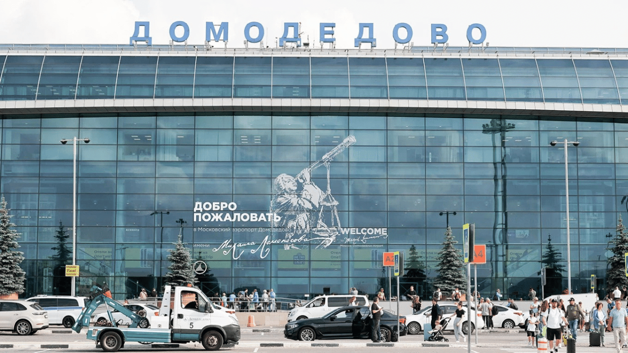 Türk pasaportu krizi: Rus oligarkın havalimanı satışa çıkıyor