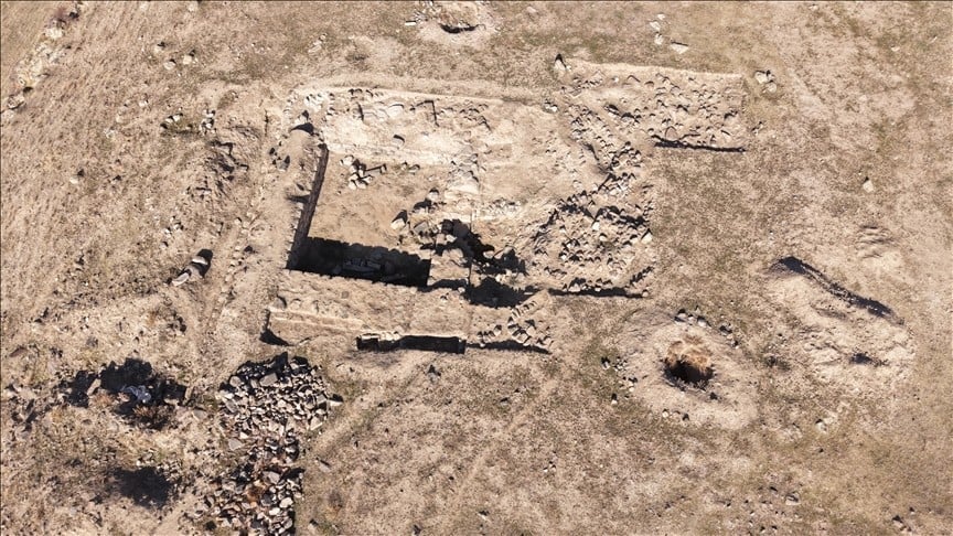 Urartular döneminde yapılmıştı! Körzüt Kalesi'nde "giriş yolu" ortaya çıkarıldı