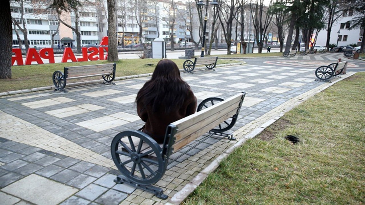 Uyuşturucu bağımlılığından kurtulan genç kadın hayata umutla bakıyor 'Bir kereden çok şey oluyor'