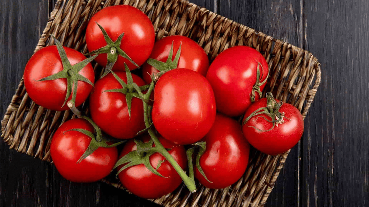 Uzmanı uyardı: Sakın domates yemeyin