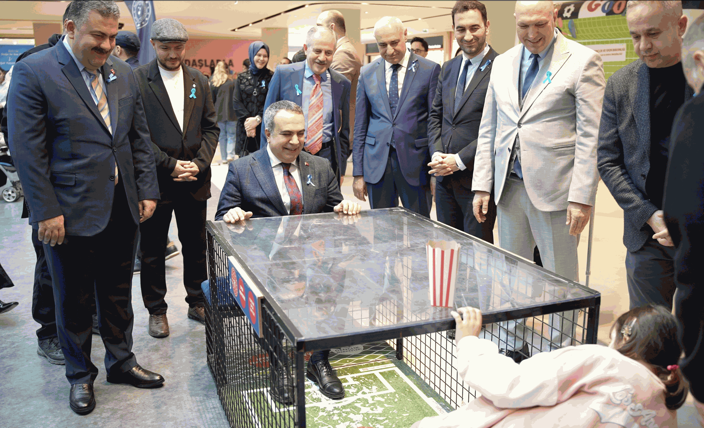 V Metroway AVM'de Dünya Otizm Farkındalık Günü'ne özel anlamlı etkinlik