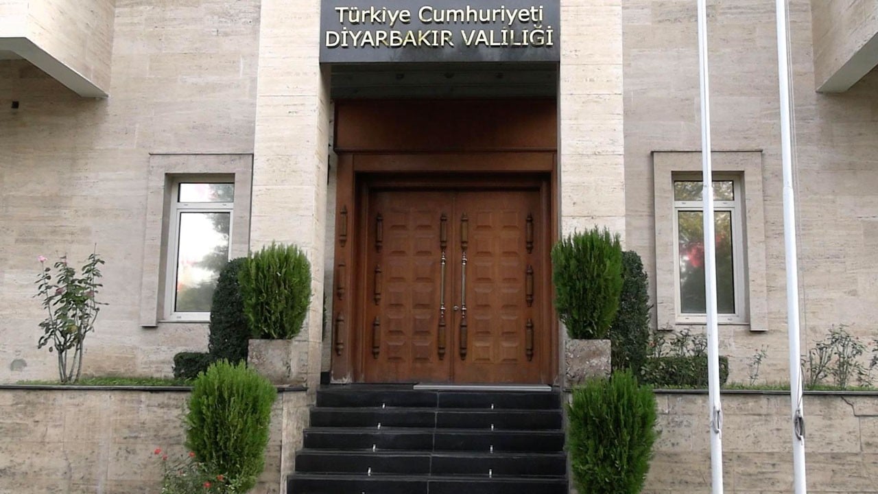 Valilikten taciz açıklaması: Derhal görevden uzaklaştırıldı