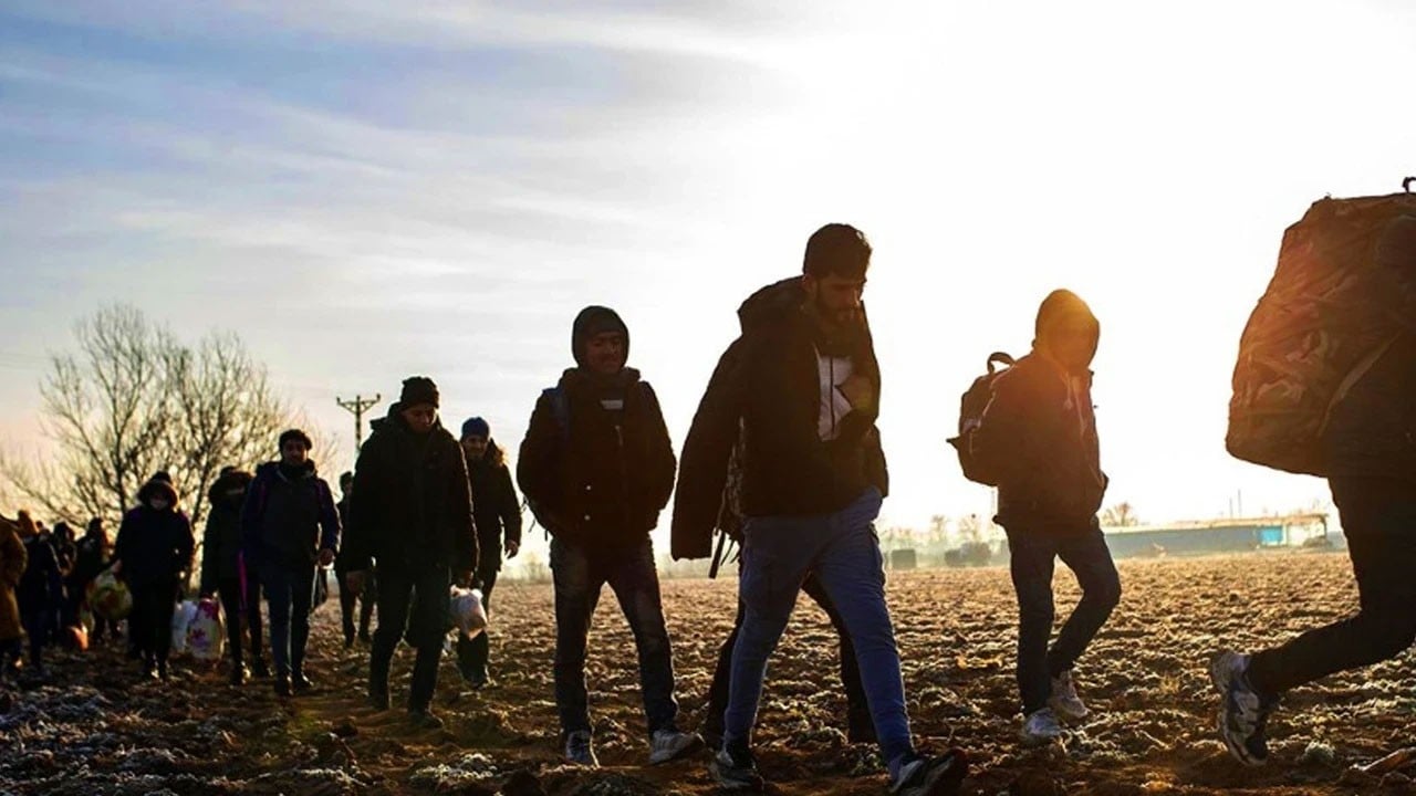 Van’da yakalanan düzensiz göçmenler ülkelerine yollandı