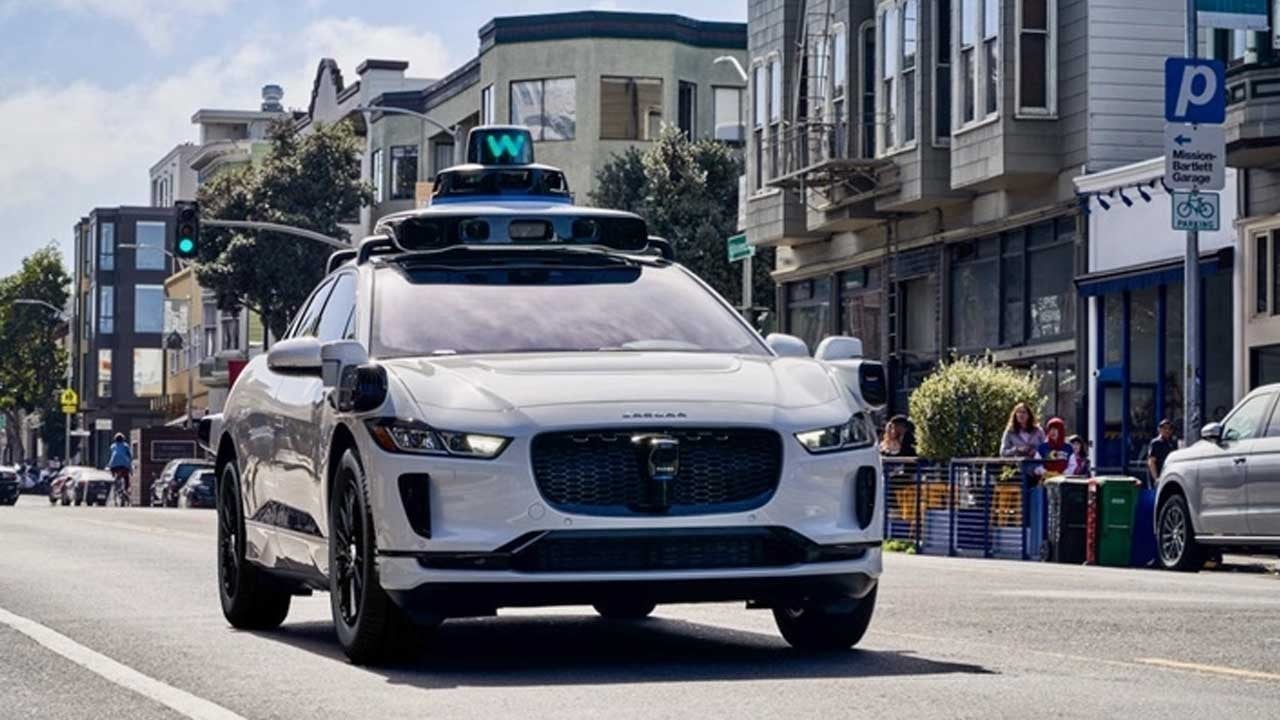 Waymo'dan dev genişleme! Robotaksi hizmeti 3 yeni şehre geliyor