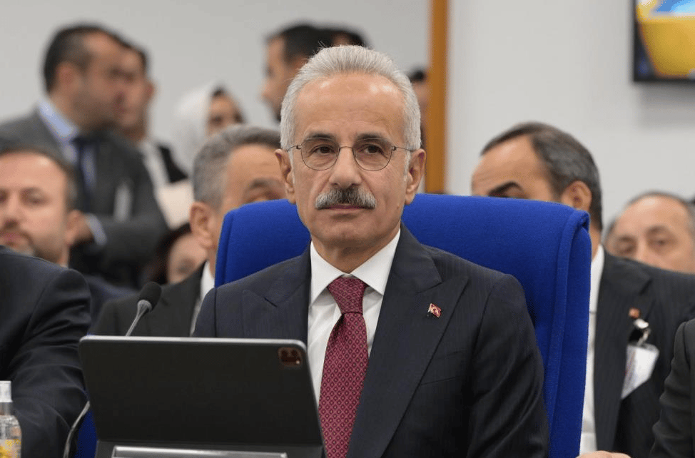 Yasal olmayan VPN'lerin kullanımını biz asla tavsiye etmiyoruz! Uraloğlu uyardı